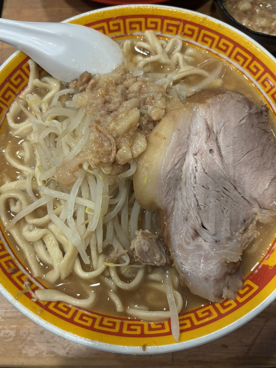 敷 tweet media