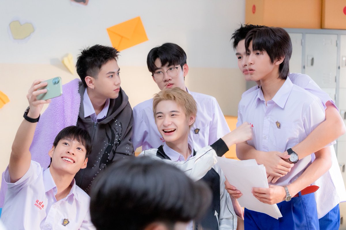 ANiceEnt's tweet photo. เปิดกล้องวันแรก “Make It Right รักออกเดิน 2026” การกลับมาของซีรีส์ค่าย Copy A Bangkok ที่เคยสร้างปรากฏการณ์มาแล้วทั่วเอเชีย

#MIR2026FirstDate

🔗https://t.co/1c7EXjwcGz https://t.co/AUE9sCeykU