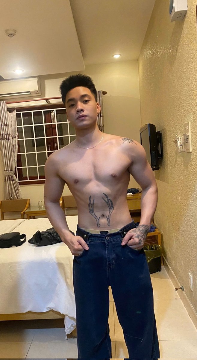 callboyms's tweet photo. Ho Chi Minh city 
Trai bắc 
1m73
Vers top
Menly https://t.co/QPlLx7KFQ4