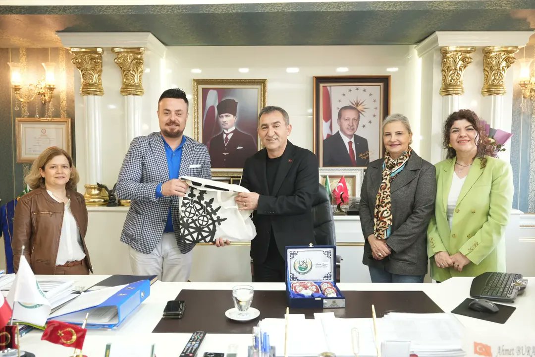 buranahmet11's tweet photo. 1⃣Bizleri ziyarete gelen Ankara Üniversitesi Sağlık Kültür Spor Daire Başkanı Hakkı Ener Elçi, Yurtlar Müdürü Ayşe Başkan, Mali İşler Müdürü Hayriye Kılpelit ve Spor Müdürü Arda Ünsal ile Bala Meslek Yüksekokulumuz hakkında istişarelerde bulunduk. + @necdetunuvar @AnkaraUni https://t.co/ZritLbFOtZ