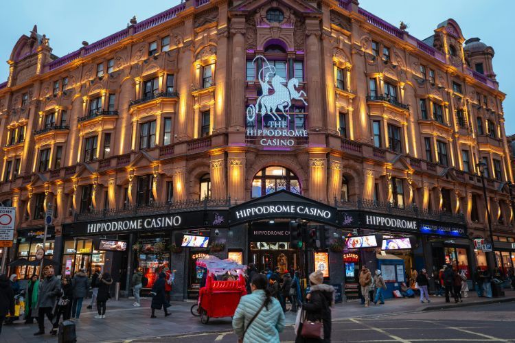 fftontwit's tweet photo. Just over one week until the fbe National exclusive evening at the Hippodrome Casino

🍸 complimentary welcome drink &amp; exclusive behind-the-scenes tour

Full details online at https://t.co/IuG1SD5gCd https://t.co/yulJvNIavw