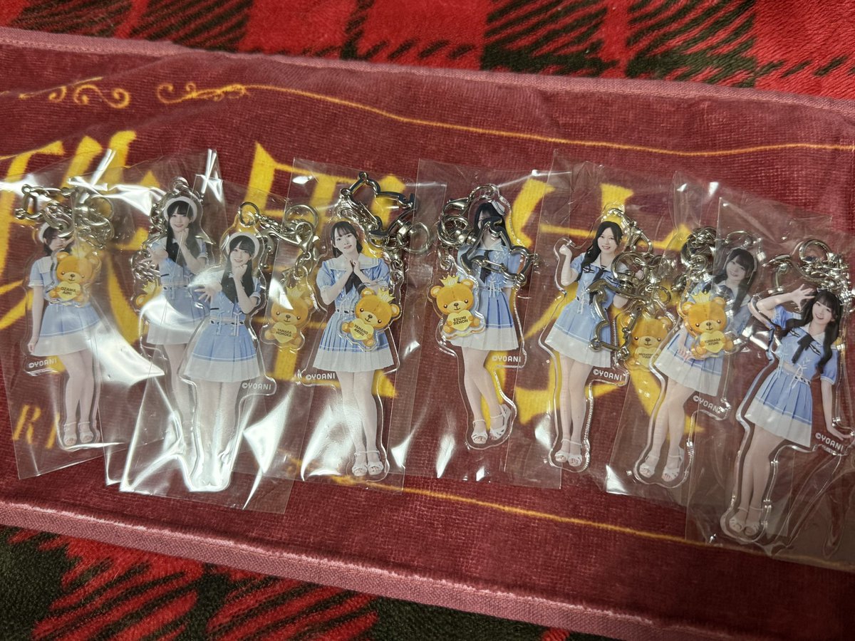 ニアジョイのshowroomアクスタ届いた！！ こんだけ引いてJ姉さんこと