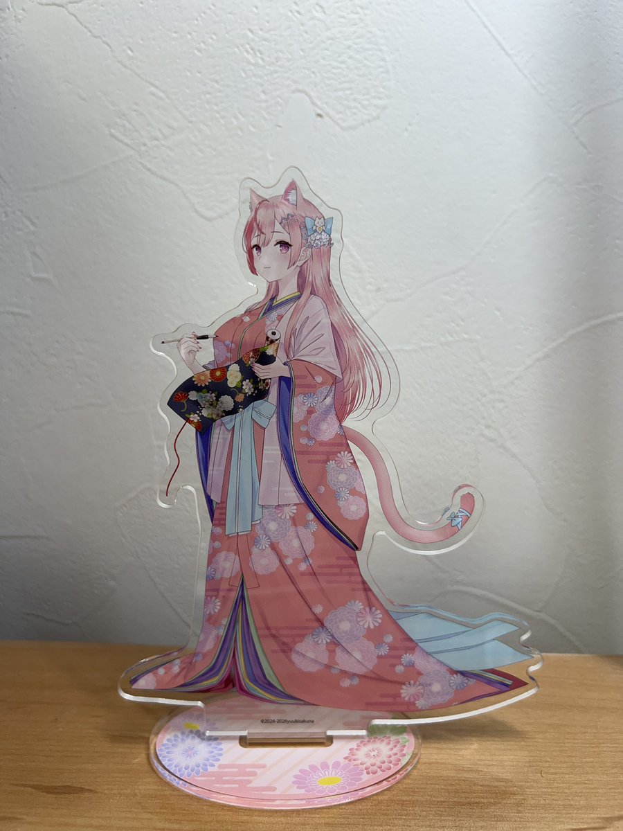 友達が京都行ってくれて買ってきてくれたアクスタ！ めっちゃかわいい