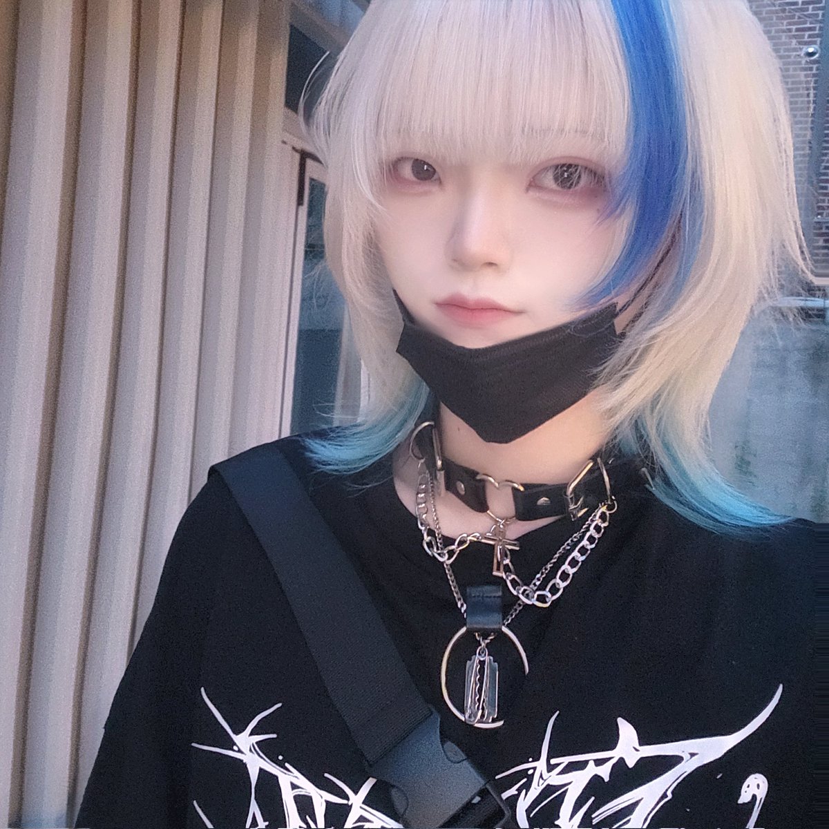 블루싴 tweet media