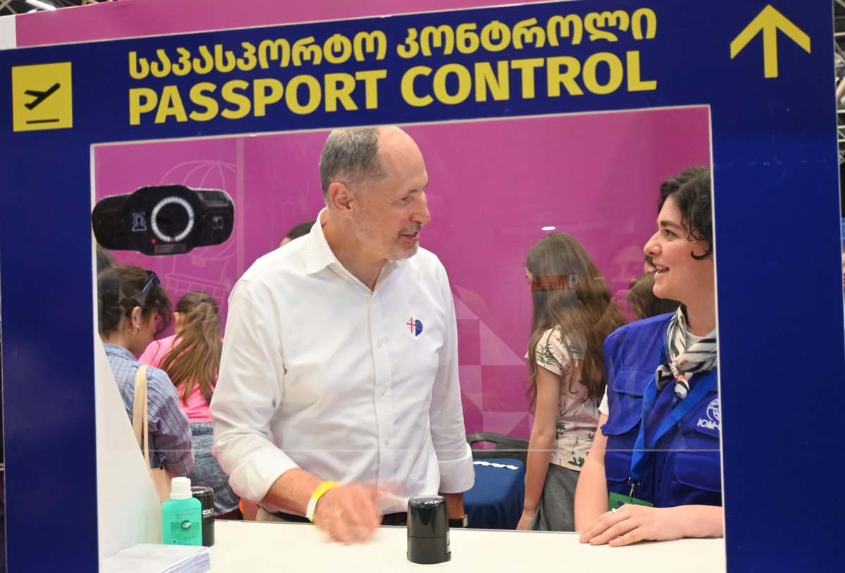 IOMGeorgia's tweet photo. #IOMGeorgia celebrated #EuropeDay with partners, diplomatic missions, migrants, and the wider public. From curious kids enjoying the puzzle to lively quizzes and border‑crossing simulations, the energy was incredible. 
🇪🇺 Thank you to everyone who celebrated the day with us! https://t.co/4cXJ0S4NmF
