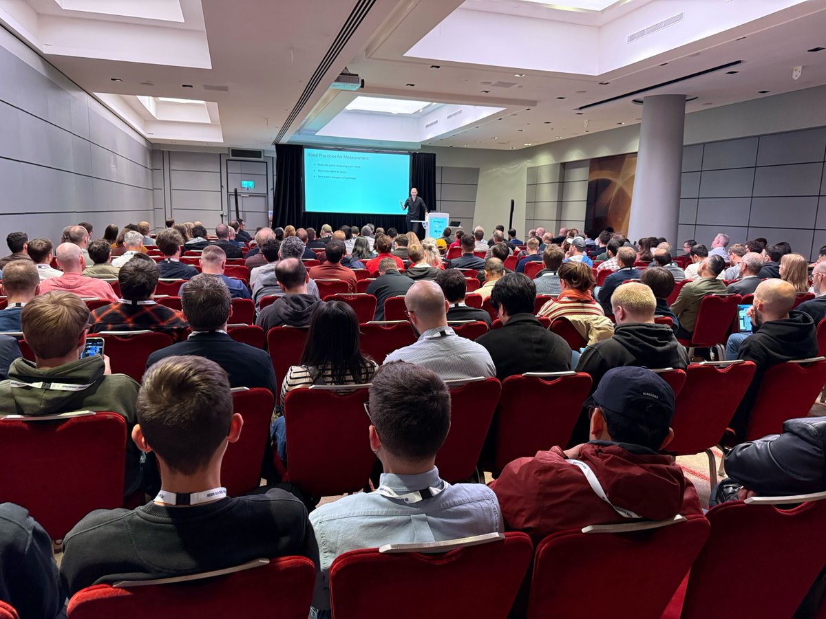 International JavaScript Conference Hybrid tweet media