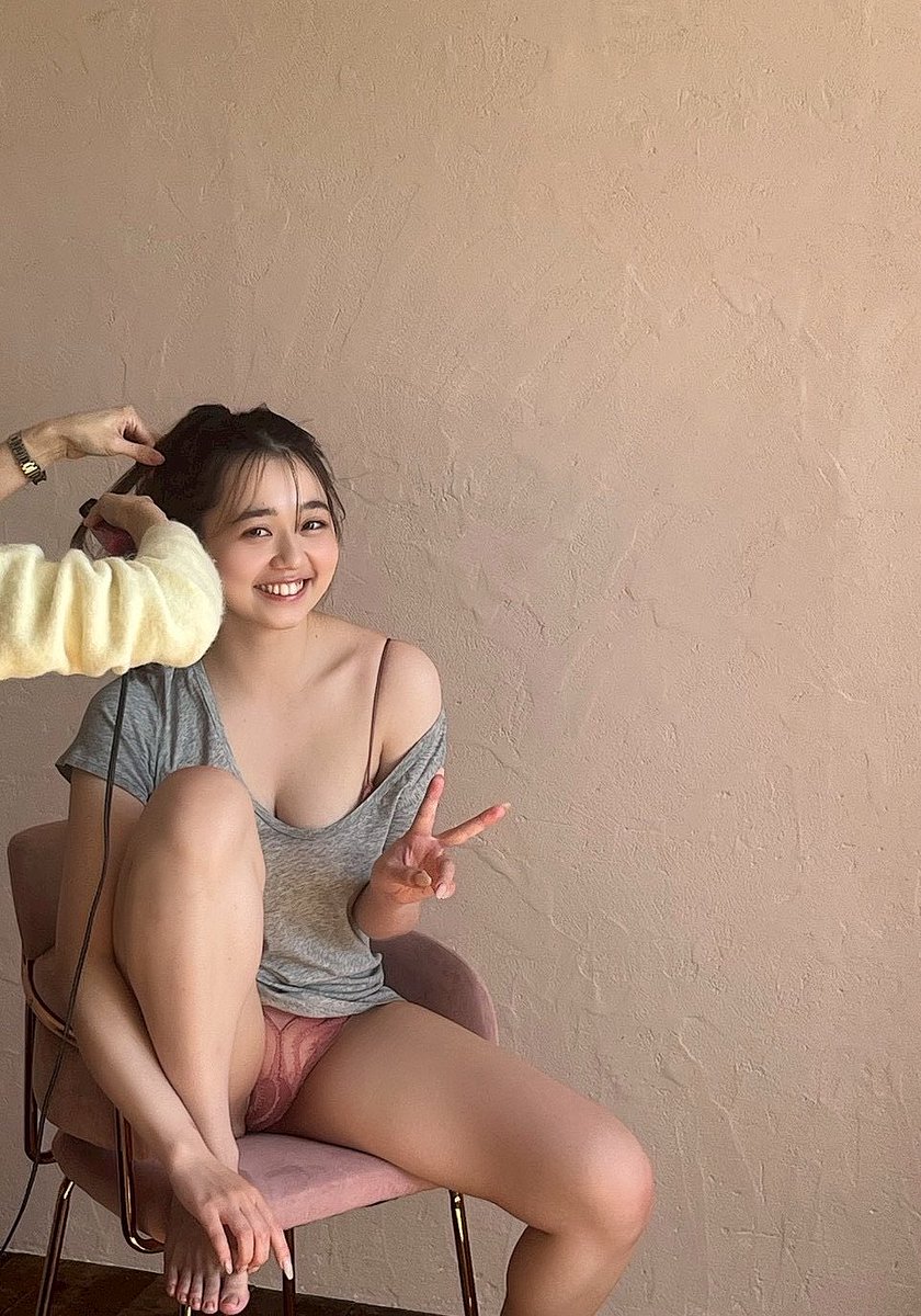 美澄衿依 Ellie Misumi tweet media
