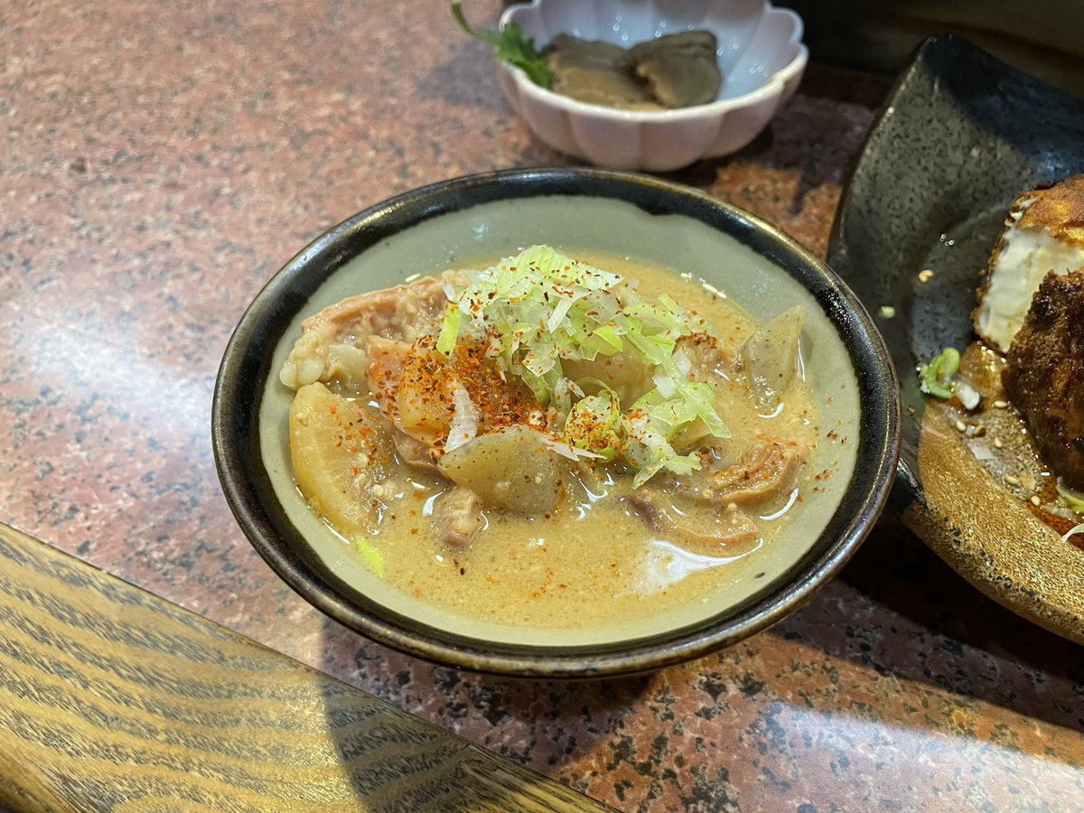 morrison_drz's tweet photo. 最近のモツ煮🐖

#三祐酒場 京成曳舟
#一国 田無
#はんどん 都立家政 https://t.co/BZ5rxQnFlb
