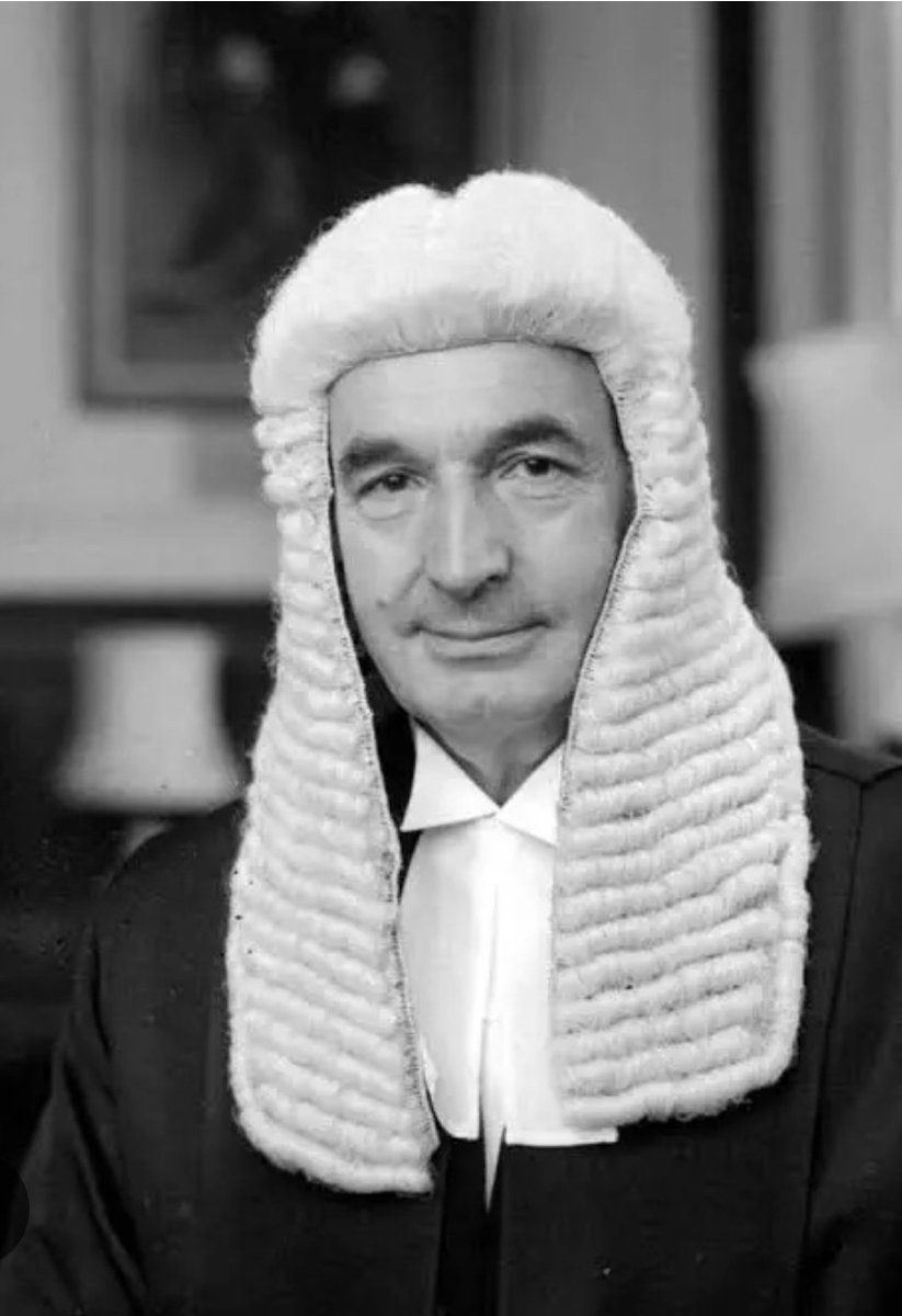 APSchrader's tweet photo. @CommonsSpeaker @Cathy57600977 @UKHouseofLords @UKParliament Have you found the Speaker's wig yet? https://t.co/aq1chLoRuo