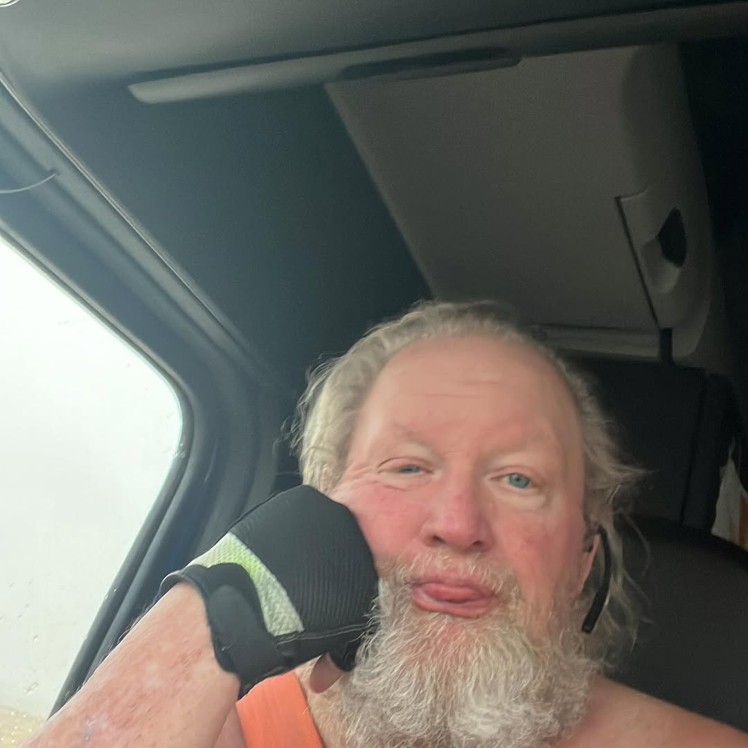 PAUL tweet media