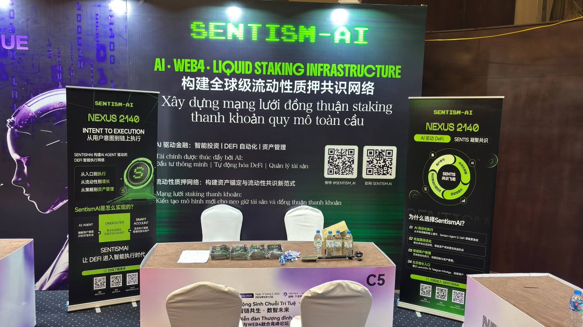 Sentism_ai's tweet photo. 🔥#NEXUS2140 Update

We're already here at Ha Long Bay.🏞️

Come visit us at #SentismAI booth, take a photo, and say hi.👋

Let's capture the $SENTIS moment.💚

#Web4 #AI https://t.co/L9VneUNPOS