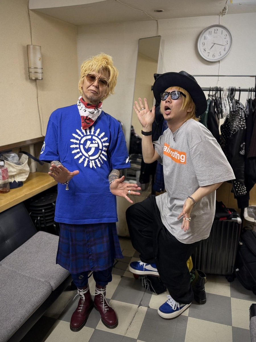 イギリス人オフィシャル tweet media