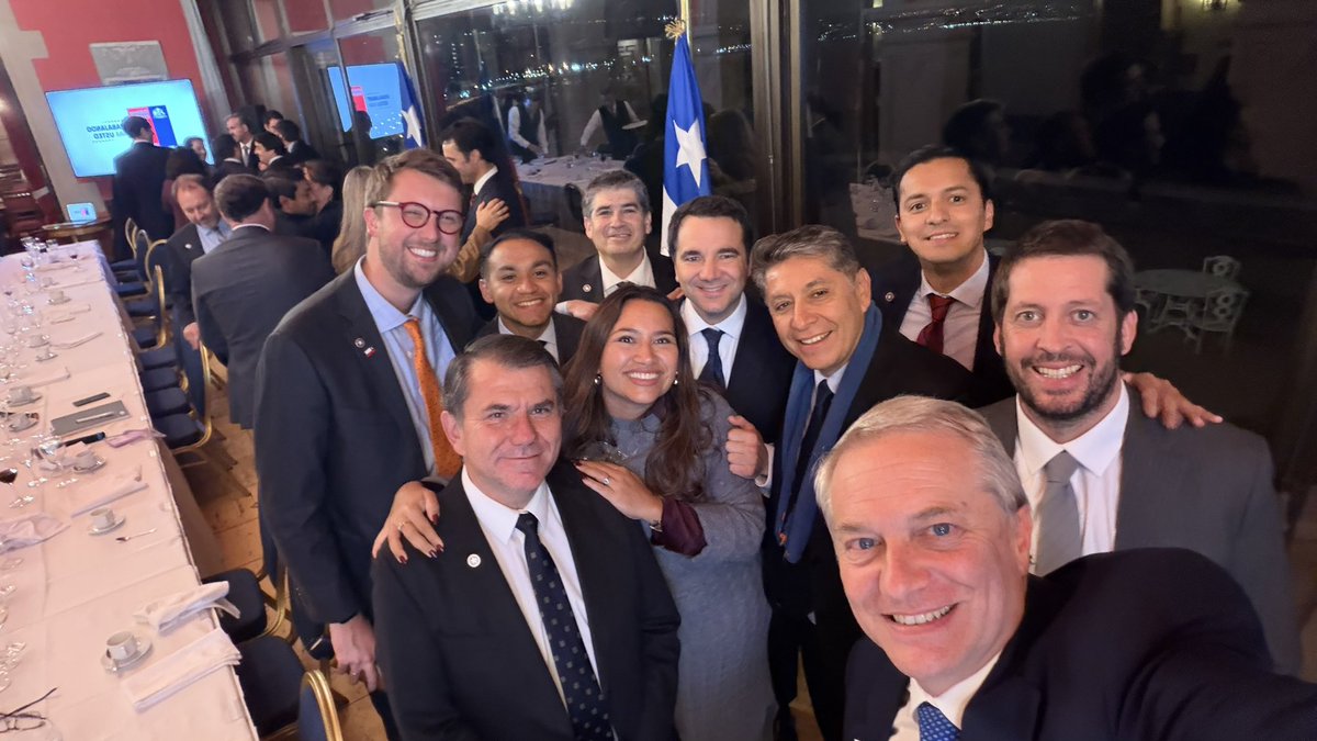 🇨🇱Diputada Jéldrez tweet media