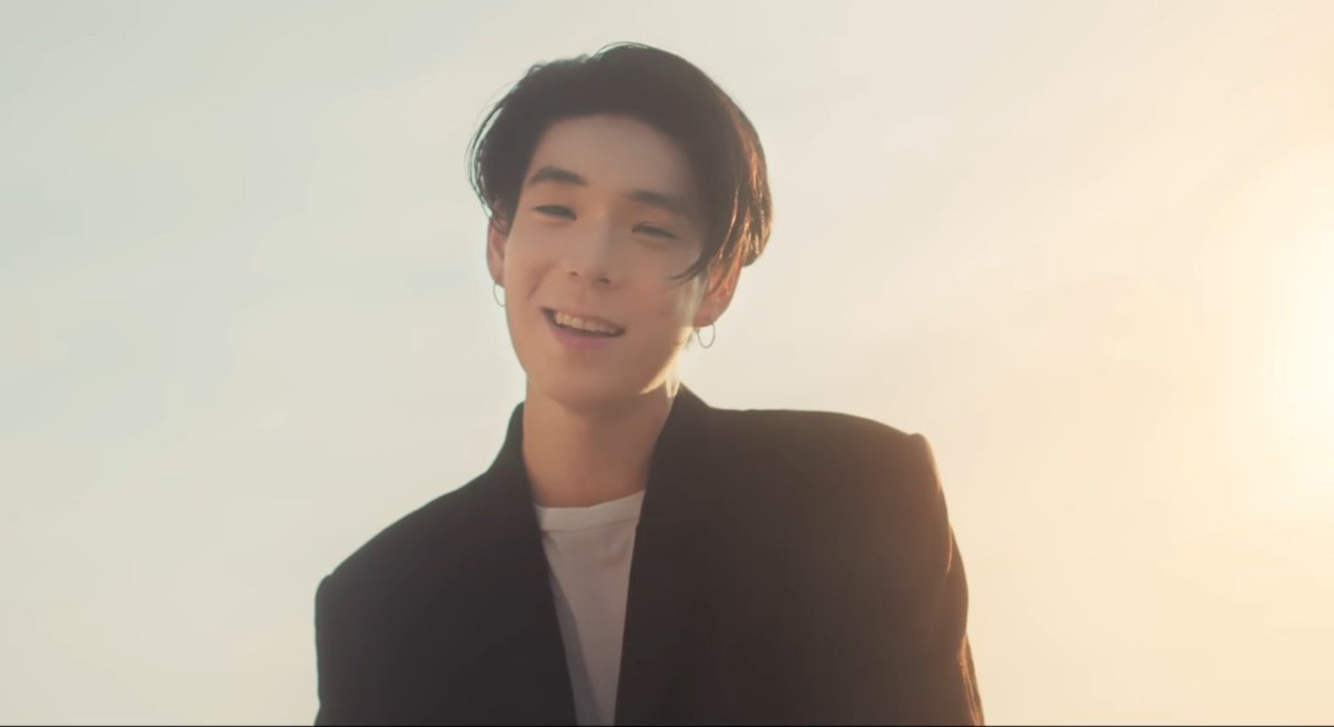 โอลิมป้อปให้กอดในใจเวอชั่น 2026 อะ กรุ ㅠㅠㅠㅠㅠㅠㅠ เพลงโปรดยุคโควิด แล้วบิวกิ้นกับพี่เจเติบโตมาเป็นศิลปินโครตคุณภาพเลย จั้ยคลายอิ้ง
