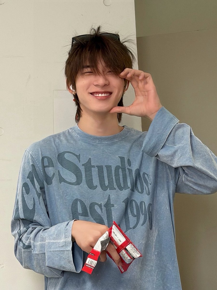 บู้ว 🐈⬛ ྀི tweet media