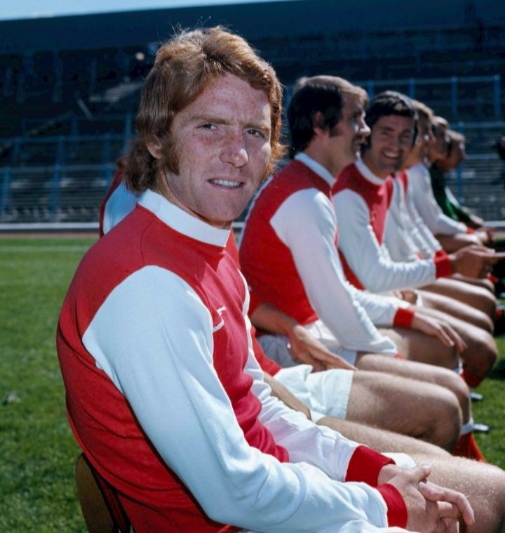 Garyfooballnut's tweet photo. OTD in 1945, Alan Ball was born in Farnworth. He played for The Gunners from 1971 to 76, making 217 appearances &amp; scoring 52 goals. AB was player of the year in 1974. He also won 72 England caps. 
Top player.   ⚽️  👏👏 https://t.co/pn9OFBFmWj