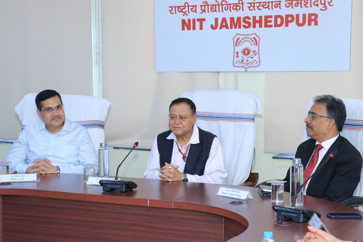 prabhakartata's tweet photo. National Technogy Day function at NIT, Jamshedpur https://t.co/jpXEGYtkyE