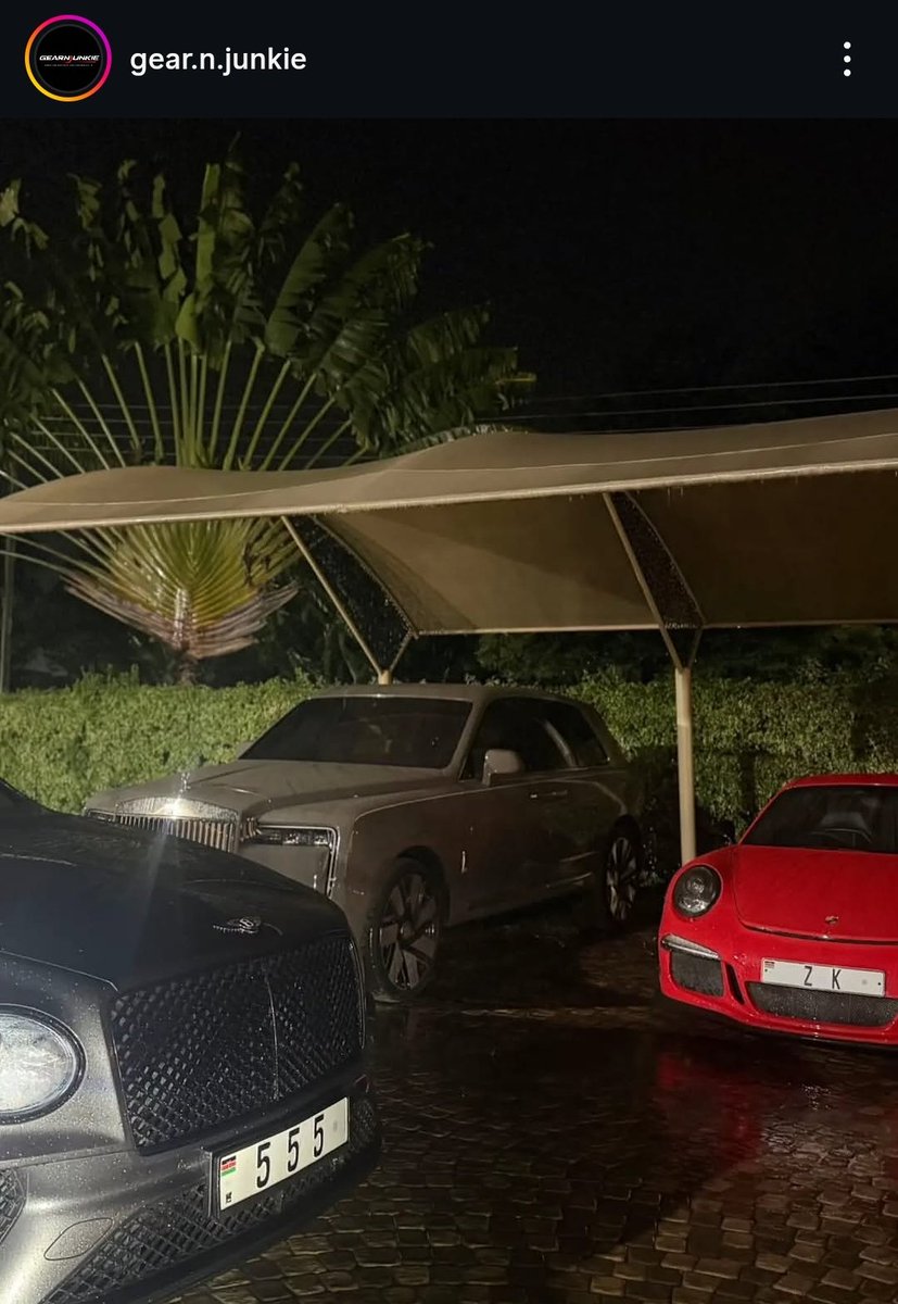 SangKip4's tweet photo. Such a parking lot>>>> https://t.co/MvUILmgdgH