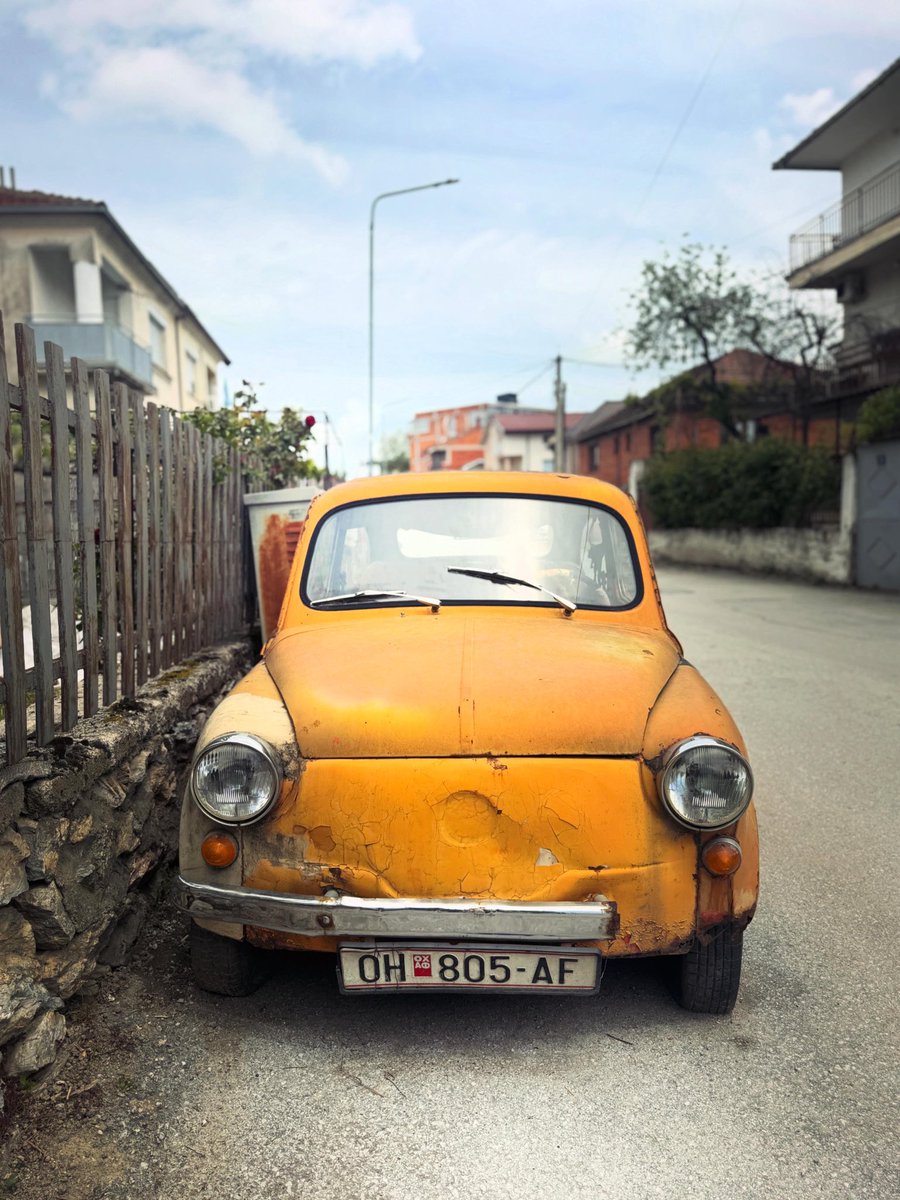 elfezidenti's tweet photo. They don’t make them like the used to 🚗
#carsofx #fiat #ohrid https://t.co/O2OL2PwV66