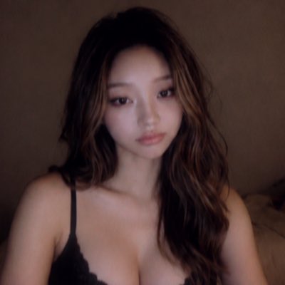 emma ♡‧₊˚ tweet media
