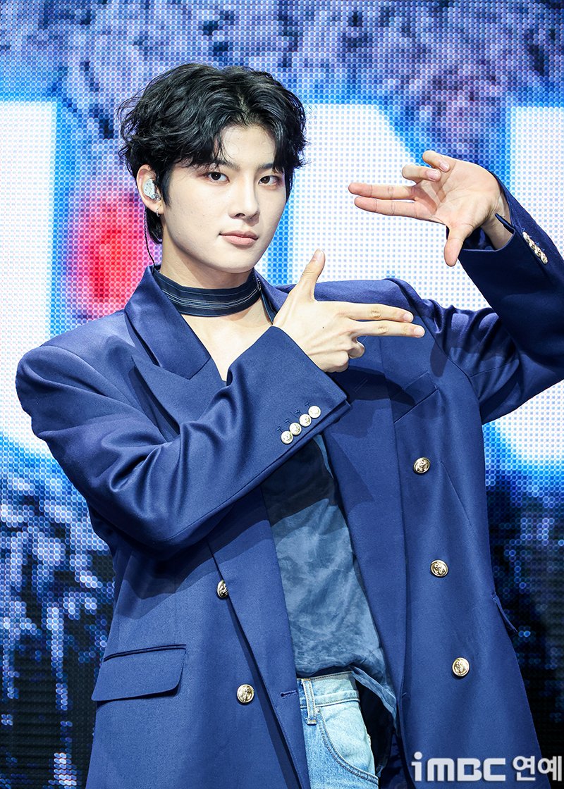 iMBC연예 tweet media