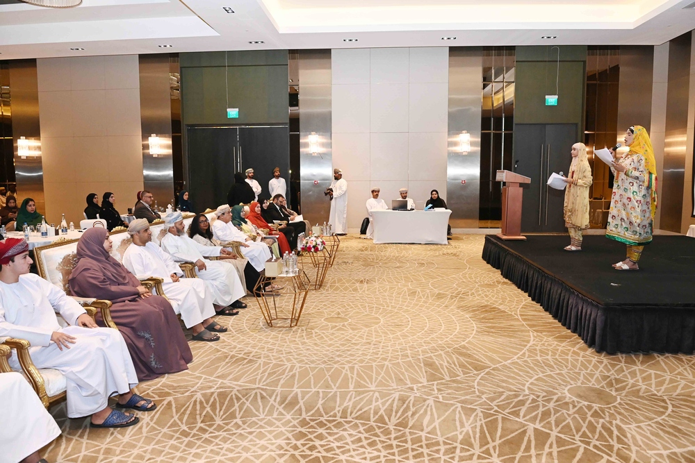 OmanNewsAgency's tweet photo. #سلطنةُ_عُمان واليونيسف تُطلقان دراسةً تقييم مبادرة التعليم الصديق للطفل، في خطوةٍ تُجسّد التوجّه الوطني نحو تعزيز التّعليم الشّامل والجيّد لكل طفل في سلطنة عُمان.

https://t.co/KVOKGFlRKX

#العُمانية https://t.co/kDqG2opKBY