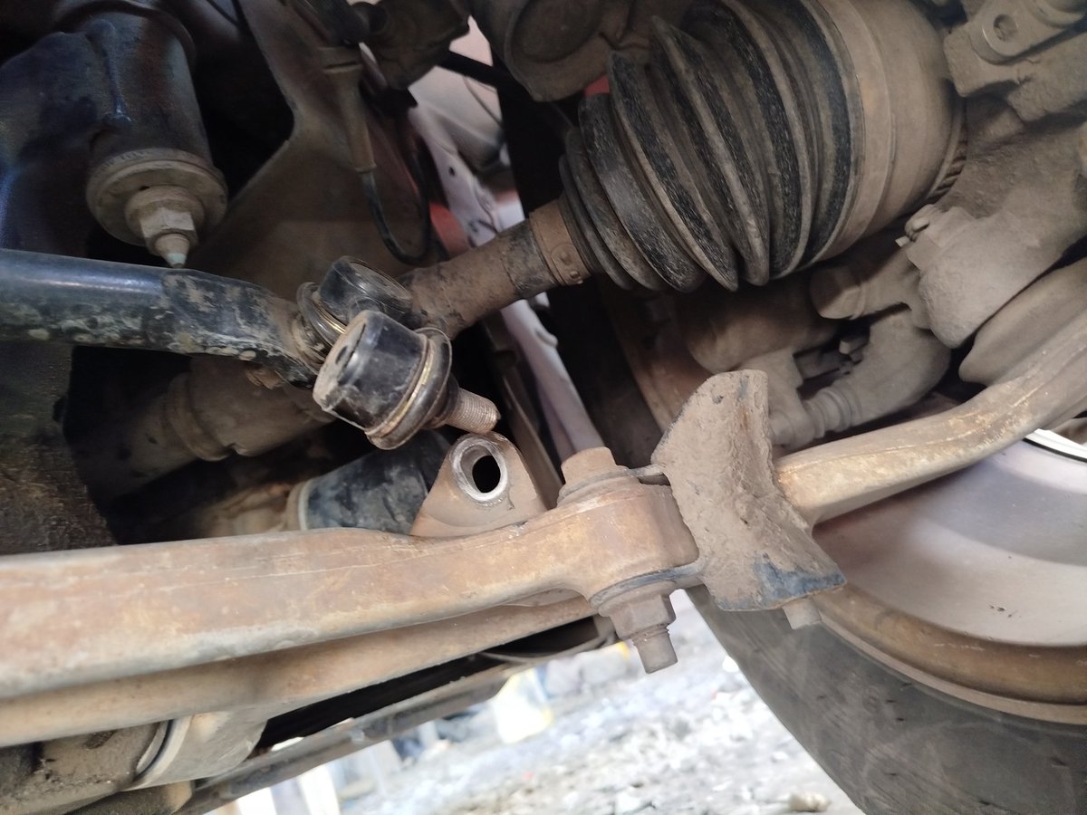 KibranAuto's tweet photo. Welcome to our garage for:

▪️Panel beating
▪️Spray painting
▪️Interior works
▪️Mechanical works
▪️Computerised diagnosis 
▪️Buffing
▪️Electrical works
▪️ Transmission maintenance 
▪️ Service 

📍 Utawala near SDA Church off Utawala-Githunguri Road. 0112 115 464, 0113 109 153. https://t.co/0Jq8IXE6X6