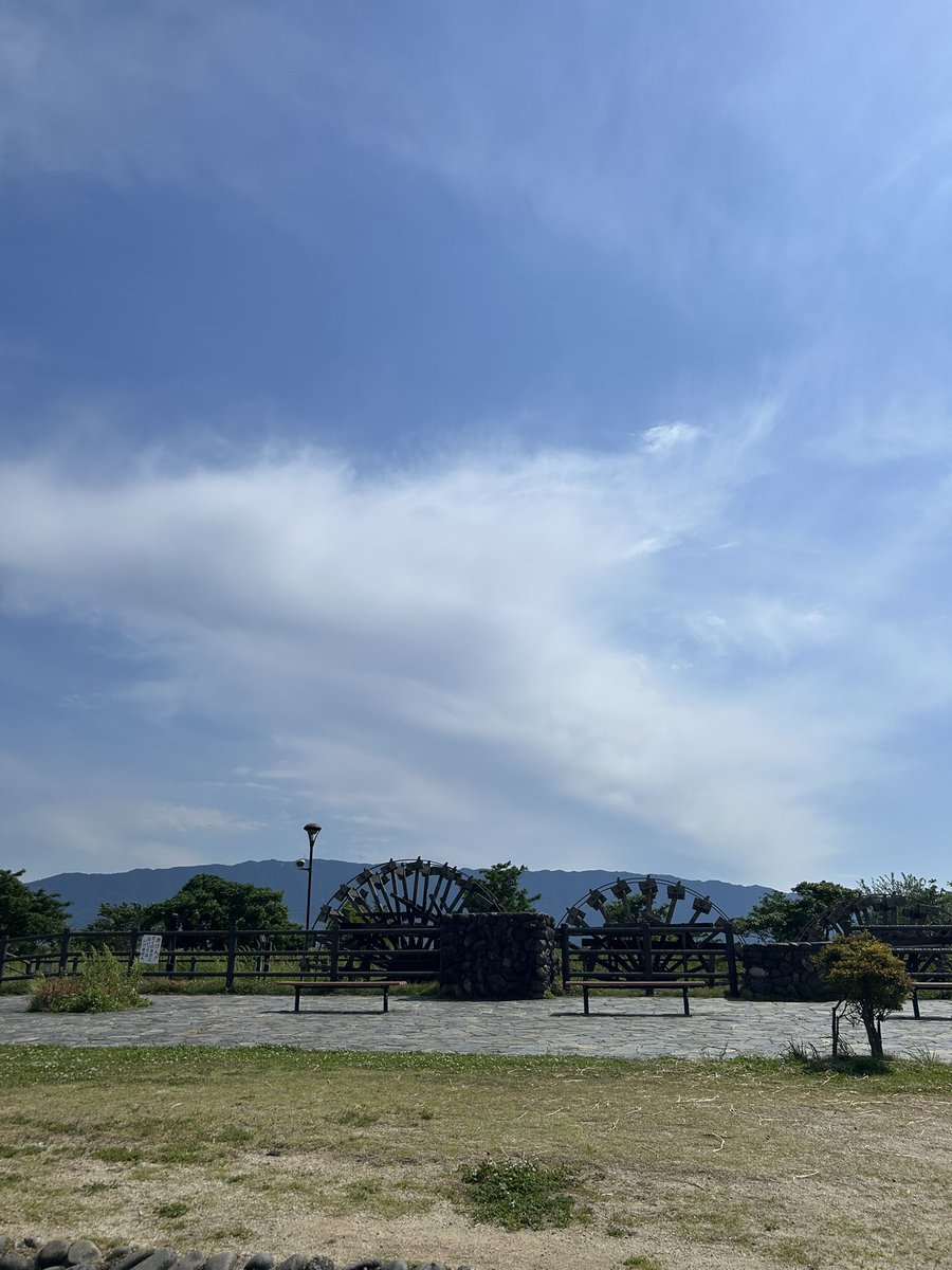 Piro2005Piro's tweet photo. イマソラ
#イマソラ
朝倉三連水車 https://t.co/H7SzWQ7R0P