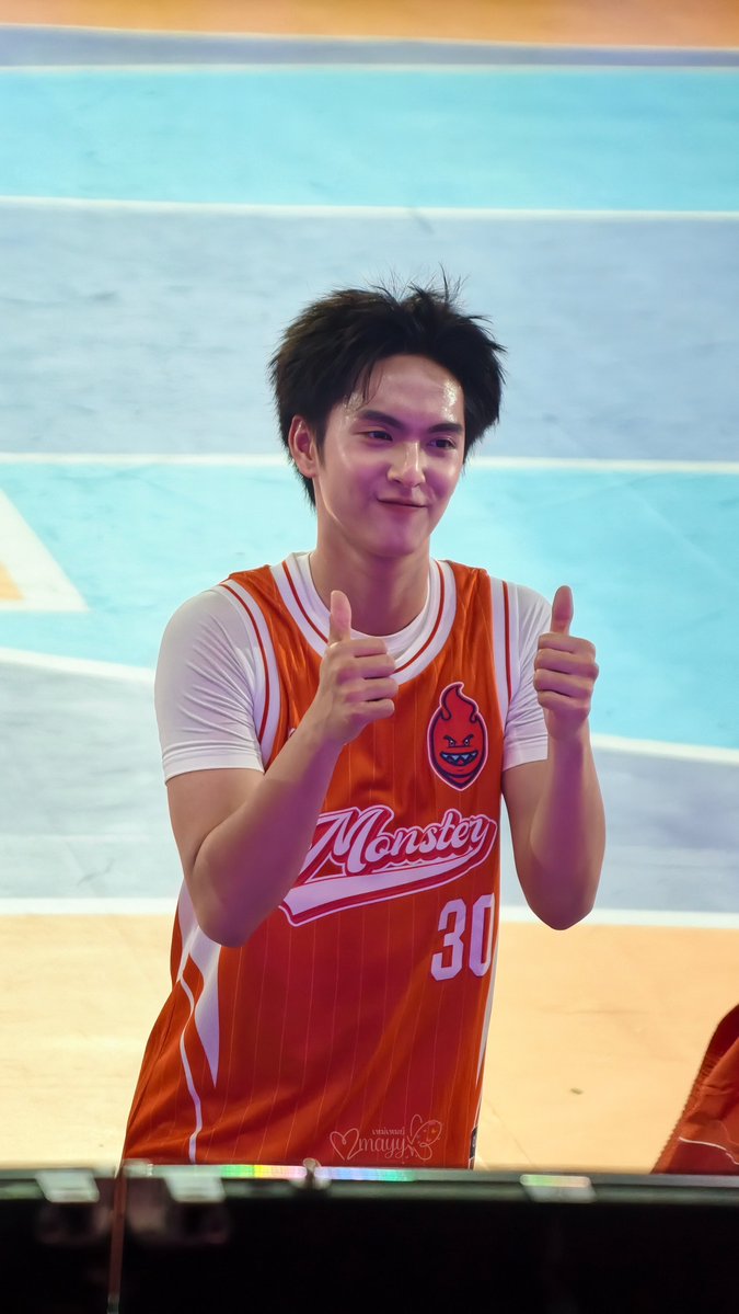 เหม่เหมย์ ღ tweet media