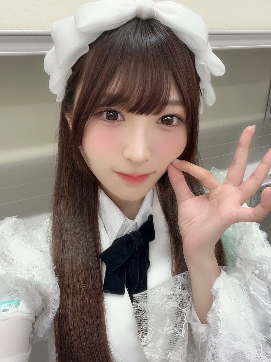 Kastella_yuragi's tweet photo. ꉂ📢5/15 「AGEFES 緊急無銭」
📍club asia
3期生がトリを務めさせていただきます!
自主練みんなで沢山頑張ってきたよ💪
この日は初恋ラプソディーの衣装を着させて頂きます!
そして4期生ちゃん初対バン!ドキドキだね☺️
この衣装また着られるの嬉しいな♡ https://t.co/oRs7Mkbfb0