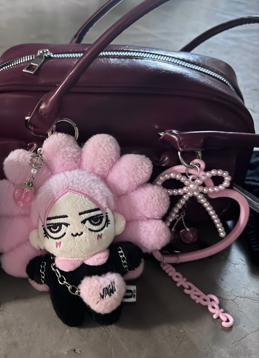 สหายบอญอ 🧸✨ tweet media