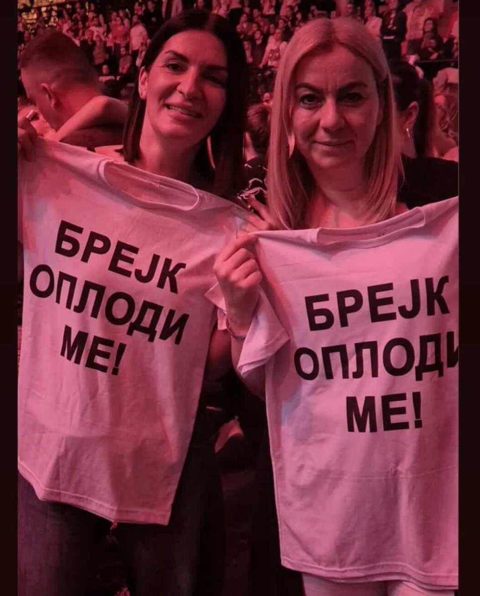 LOshGZE's tweet photo. Биологија за шесто одделение:

Жената е нај плодна од 19 до 28.
Над 30 се вклучува биолошкиот часовник.
До 35 веќе има многу мал број јајце клетки кои се здрави.
Нивниот број е намален за 85%.
Ако и дојде до оплодување - плодот и мајката се во опасност.
#TrustScience not Feminism https://t.co/EZBgnDzojN