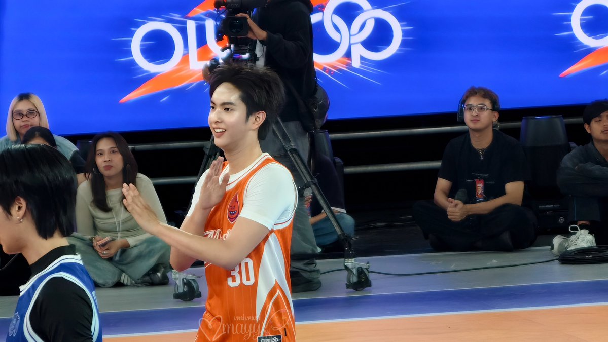 เหม่เหมย์ ღ tweet media