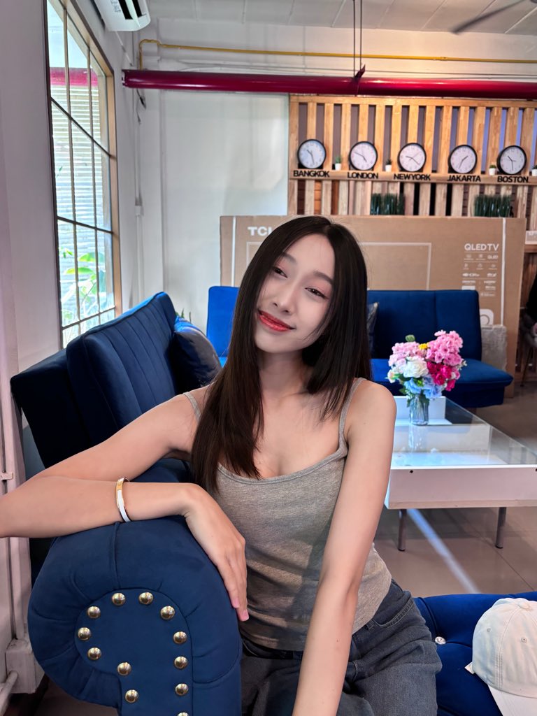 Pr10nr's tweet photo. อิอิ😛😛 https://t.co/TZtD2g8chy