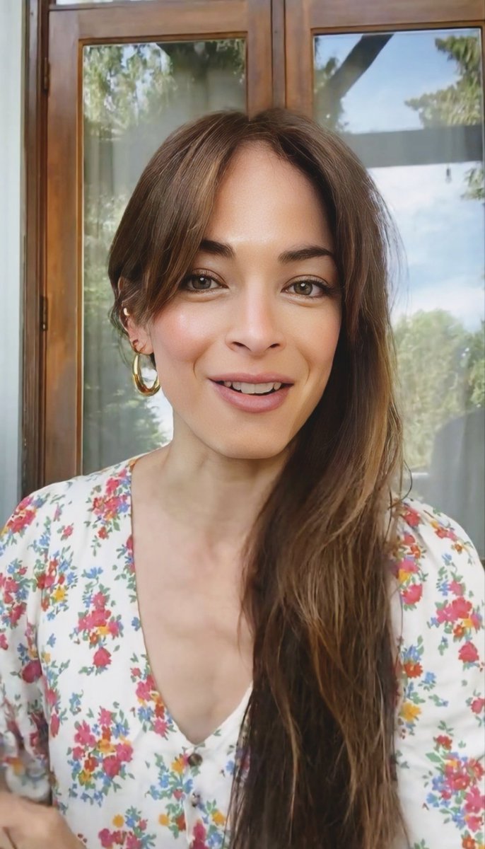 HollywoodFaces's tweet photo. kristin kreuk, a goddess that doesn't age ✨ https://t.co/tydOeHesrA