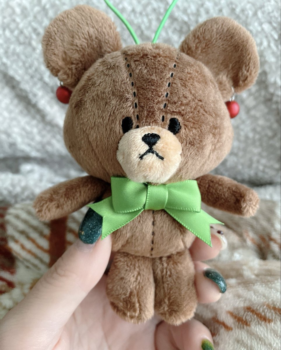 ピアスあげました🍒 は〜概念概念💚🍒 院くまちゃん可愛すぎる