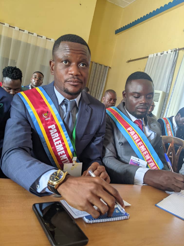 NdjekaSony's tweet photo. #RDC | La défense des intérêts généraux a toujours primé sur les intérêts personnels : telle est notre école de pensée. Nous y sommes attachés, nous sommes prêts à poursuivre dans cette voie et nous continuerons toujours à porter cet élan avec détermination. https://t.co/hXi9UeM9lr