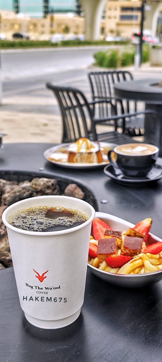 hakem675's tweet photo. #قهوه_الصباح بداية يوم جديدة، مع كوب قهوة وتفاصيل تسرّ الخاطر. ☕️🍓 صباح الخير لكل الذين تشرق أرواحهم مع أول رشفة قهوة. ✨ https://t.co/TRglhzI7cp