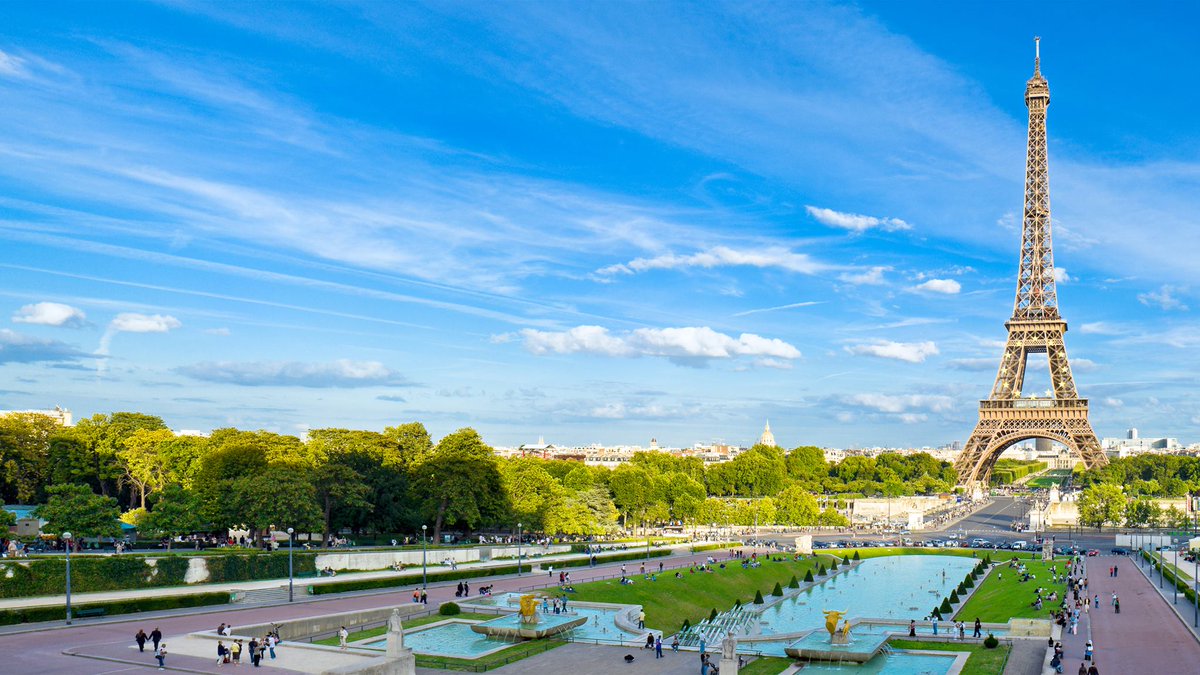 Paris tweet media