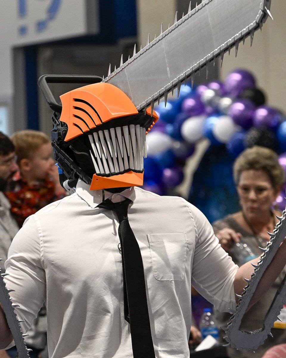 FANEXPOCLE's tweet photo. Rev up the hype 🤩 We’re officially 10 months away from #FANEXPOCleveland. We can't wait to see you all again March 12–14, 2027.

Are you already thinking about your cosplay for next year?

#Cosplay #ChainsawMan #Cleveland #Anime https://t.co/Qt0DpmASwU