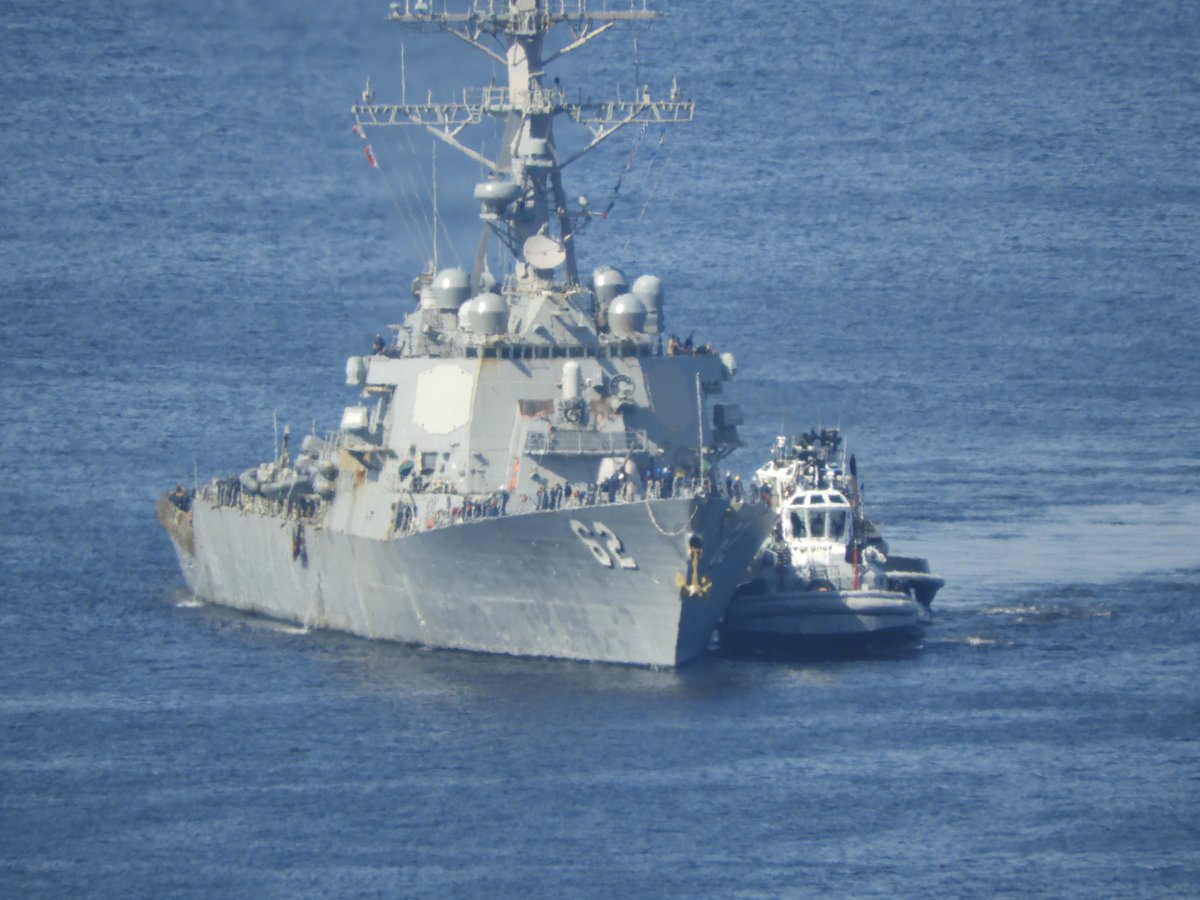 ミサイル駆逐艦「フィッツジェラルド ( USS Fitzgerald, DDG-62) 」が