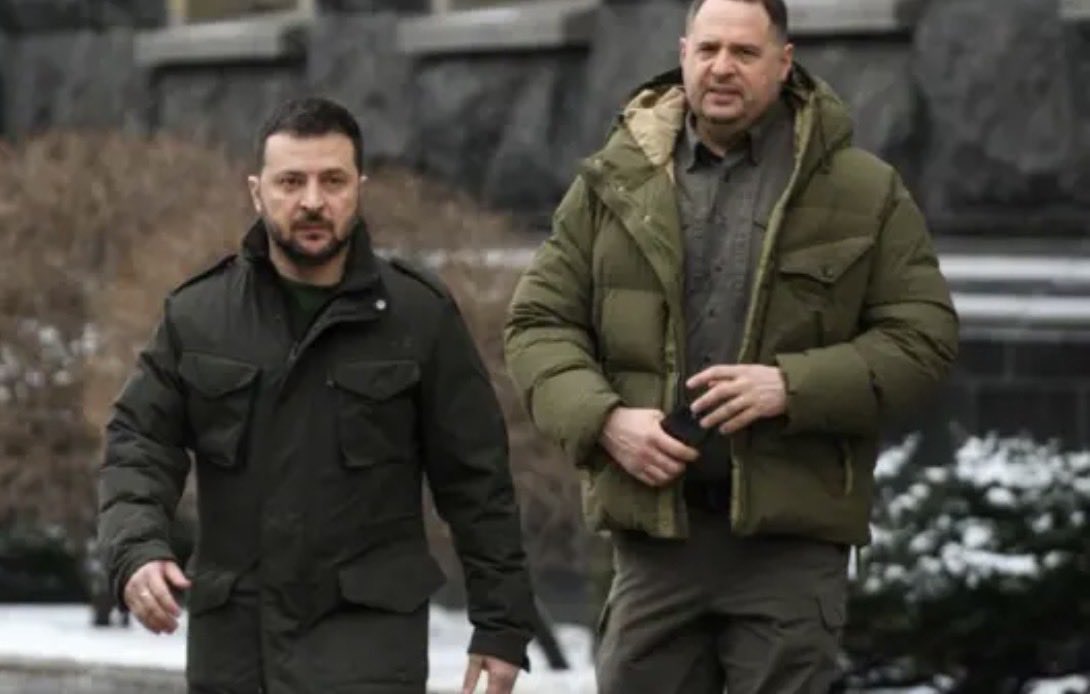 Rinviato a giudizio il braccio destro di Zelensky, Andriy Yermak. Yermak è accusato di riciclaggio dei fondi che il governo Meloni e gli altri governi europei hanno dato ai nazisti di Kiev. L'Ucraina ricicla soldi sporchi in tutta Europa. Se saltano gli uomini della cerchia di