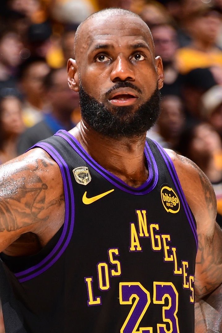 LakeShowYo tweet media