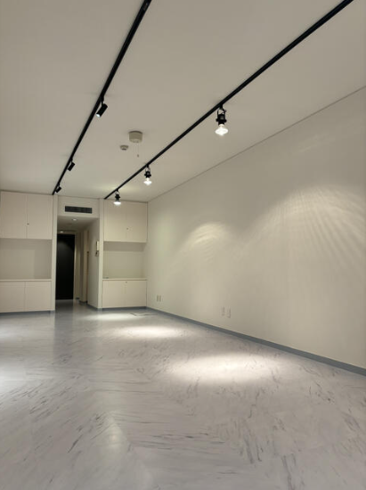 GYM_FUDOSAN's tweet photo. ||◤　　　　　　　 　◥||
　白金台駅　徒歩10分
　44.12㎡
　258,500円
||◣　　　　　　　　 ◢||

プラチナ通り至近！ジムOK物件💪🔥

通りから1本入ったデザイナーズマンション✨
室内大変キレイでおススメです！！

お問い合わせはお早目に！ https://t.co/zWLFzXOrEI