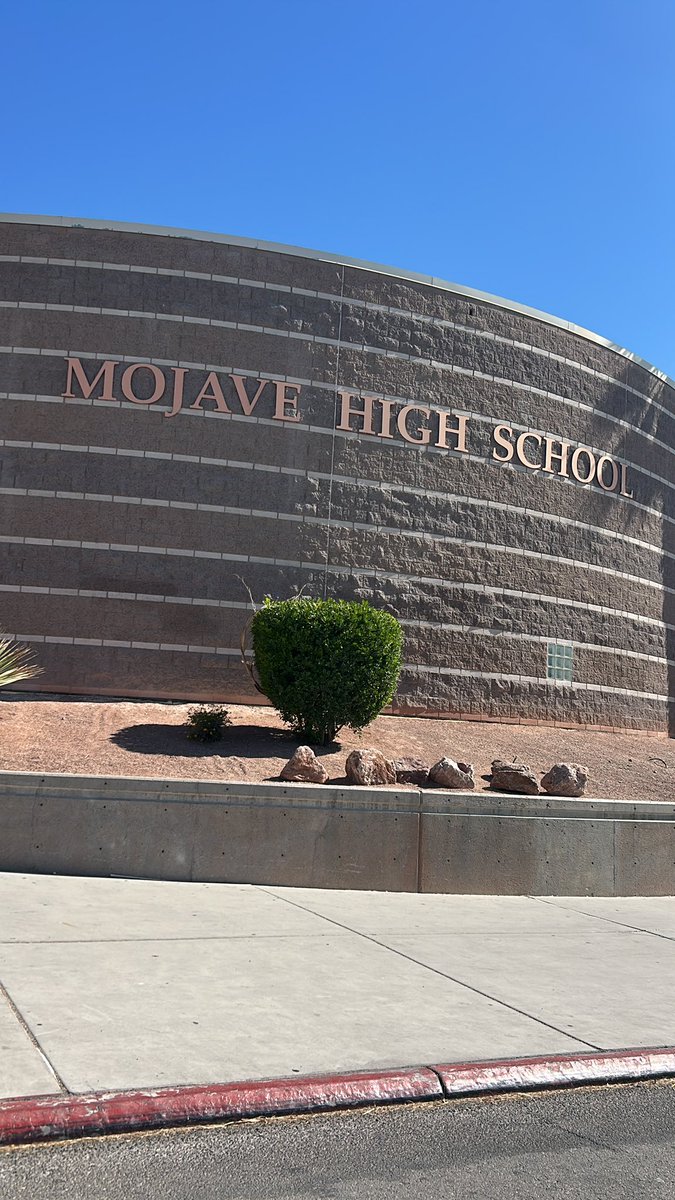 CoachTTui's tweet photo. Thank you to all the Coaches that welcomed me in today. It was great choppin’ it up with you guys! Loved meeting the student athletes, assistant coaches, and other staff members on campus! Solid first day! #RecruitVegas #GoodtoGreat #ExtremeDesire

@defendtheridge @CivicaAcademyFB @Mojavefootball1 @ClarkChargers @PioneersFball @TheCheyenneHSlv