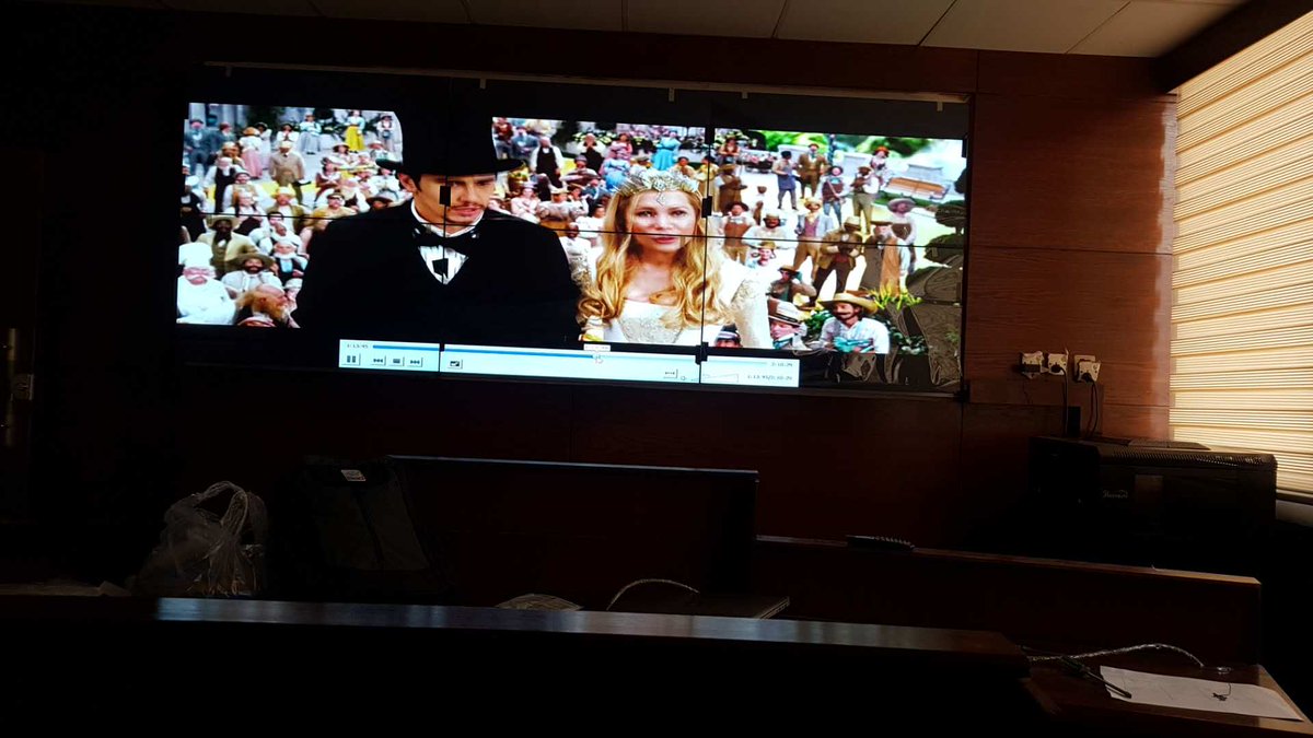 _USERDisplay's tweet photo. 46" LCD Video Wall with 3.5mm narrow bezel 🏢
Perfect for conference rooms, command centers &amp; government projects.

📧 lois@usersdt.com
🌐 https://t.co/ktt6fQQT3C

#user #lcdvideowall #commercialdisplay #videowall https://t.co/TCcydD0Pfu