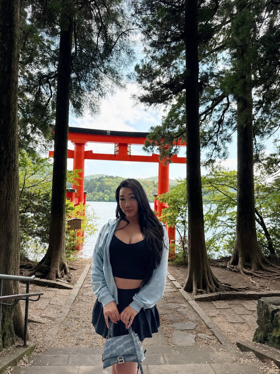 Gia Gunn tweet media