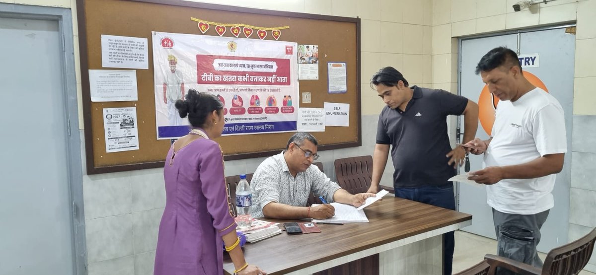 DelhiStateNTEP's tweet photo. Hon’ble Kuldeep Solanki MLA Palam  hosted a Shivir at his office under #TBMuktBharat Abhiyan, reinforcing community outreach and public service efforts.
@MoHFW_INDIA @gupta_rekha @drpankajbjp @TbDivision @NHM_Delhi https://t.co/7ikPmPN2Ks