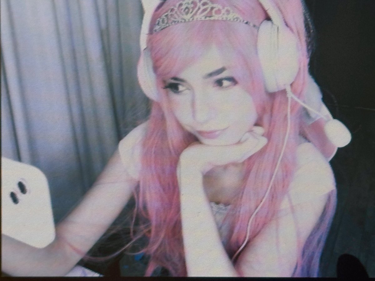 mandy ૮꒰ ˶• ༝ •˶꒱ა tweet media