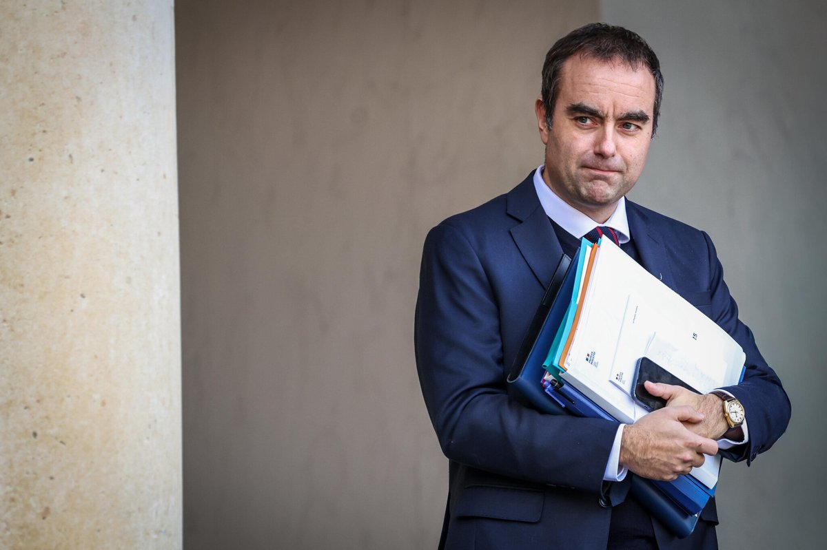 Le Parisien tweet media